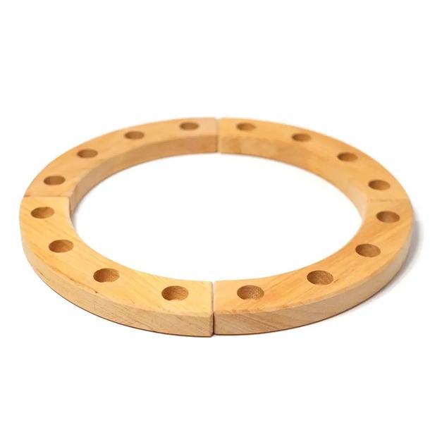 Grimms Fødselsdagsring i Naturligt Træ – Uundgåelig til Festen