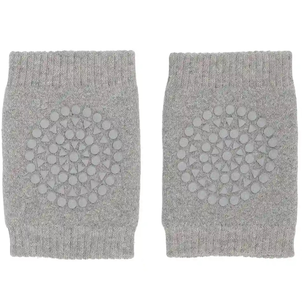 Knæbeskyttere Grey Melange fra Gobabygo – Styrk dit barn!