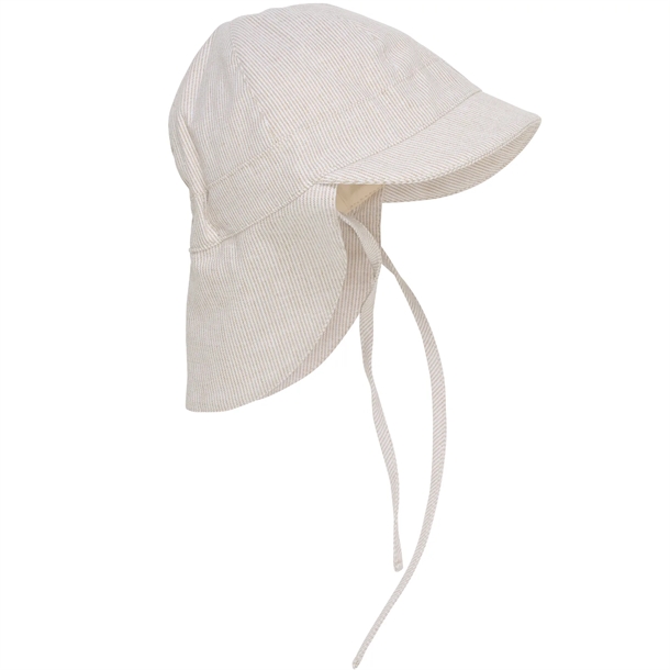 Stribet solhat i silver sage fra Huttelihut – perfekt til sommer!