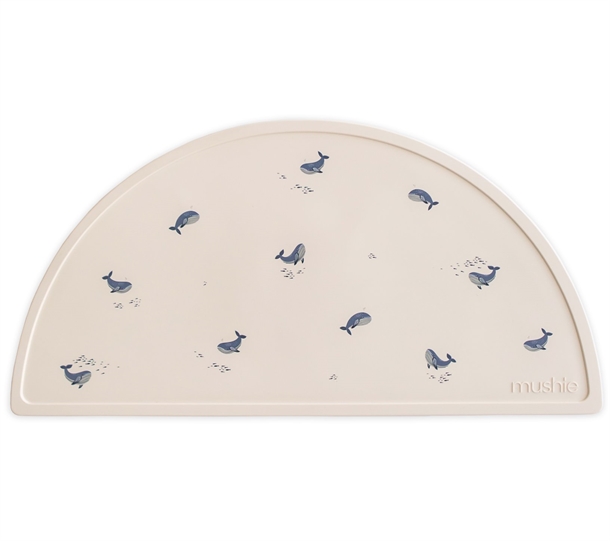 Silikonedækkeserviet med hvaler fra Mushie – ideel til måltider!