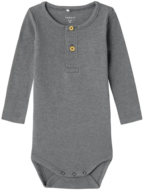 Køb Name It Body med Knapper i Mockingbird Melange!