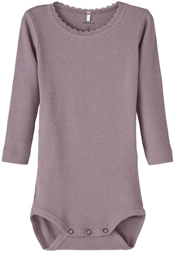 Body med blonde i elderberry fra Name It - Fantastisk tilbud!