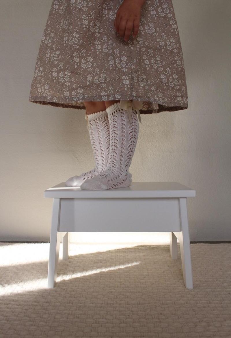 Harlekin Børneskammel i Classic Grey – Leg og Læring