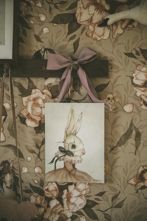 Miss Iris Børneplakat fra Mrs. Mighetto - Eventyrlig Dekor!