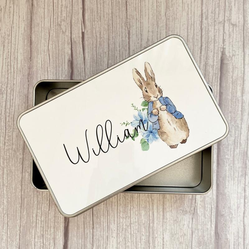 Personlig Madkasse med Navn - Peter Kanin (Blå)