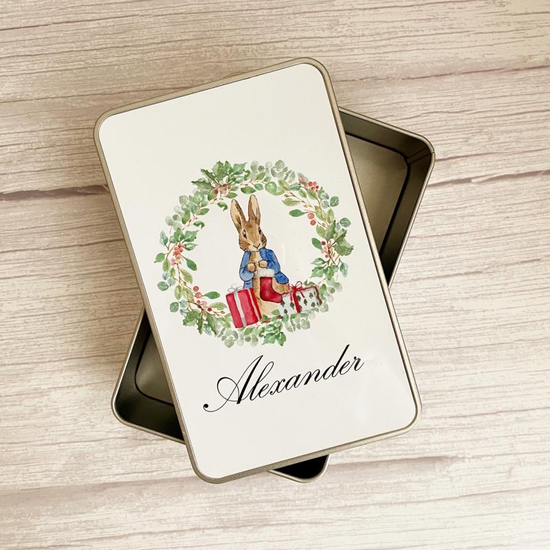 Personlig Kagedåse med Peter Kanin til Jul - Uundgåelig Gave